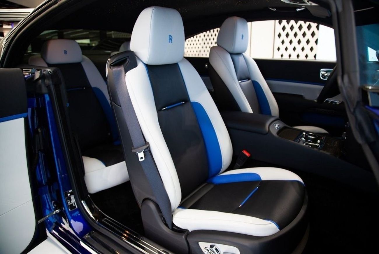 Rolls-Royce Wraith BLACK BADGE