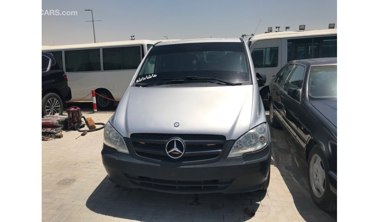 Mercedes-Benz Vito ‏مرسيدس فيتو فان موديل 2015 بحالة جيدة خليجي