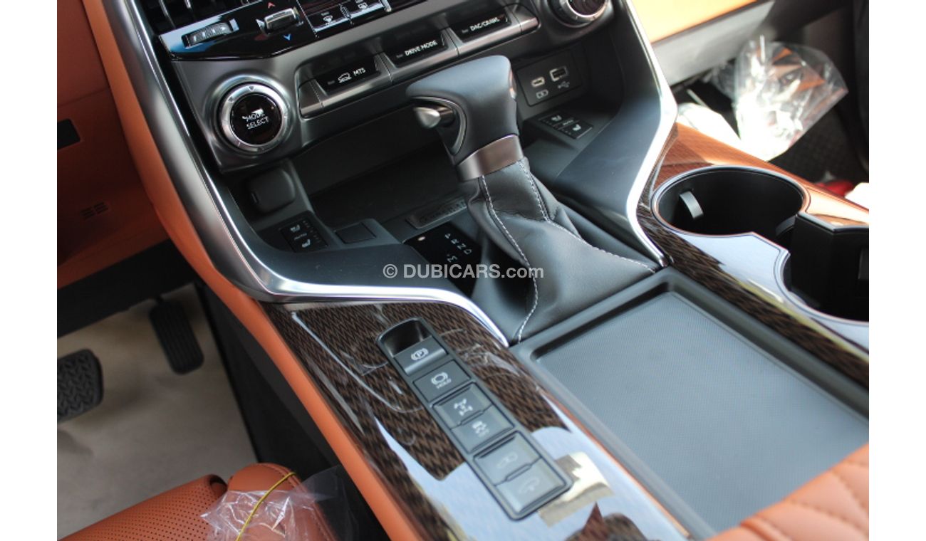 لكزس LX 600 3.5L V6 Petrol, Alloy Rims,  DVD & Rear Camera, Driver Power Seats, Sunroof, 4WD (CODE # LX02)