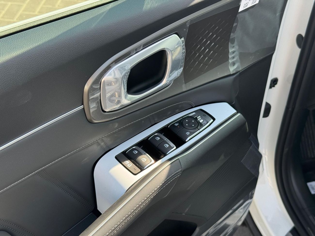 كيا سورينتو EX Prestige 2.5L Petrol 4WD 2026 Model Export ONLY @ 129,500 AED