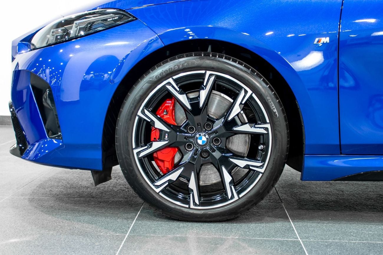 بي أم دبليو 118 LUXURY M SPORT PACKAGE