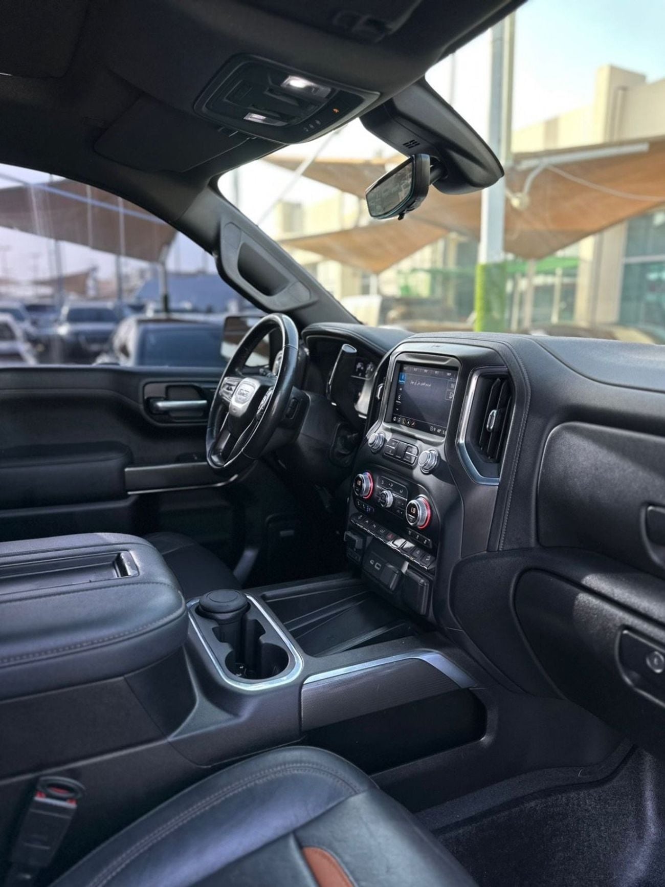 جي أم سي سييرا 1500 CREWCAB AT4