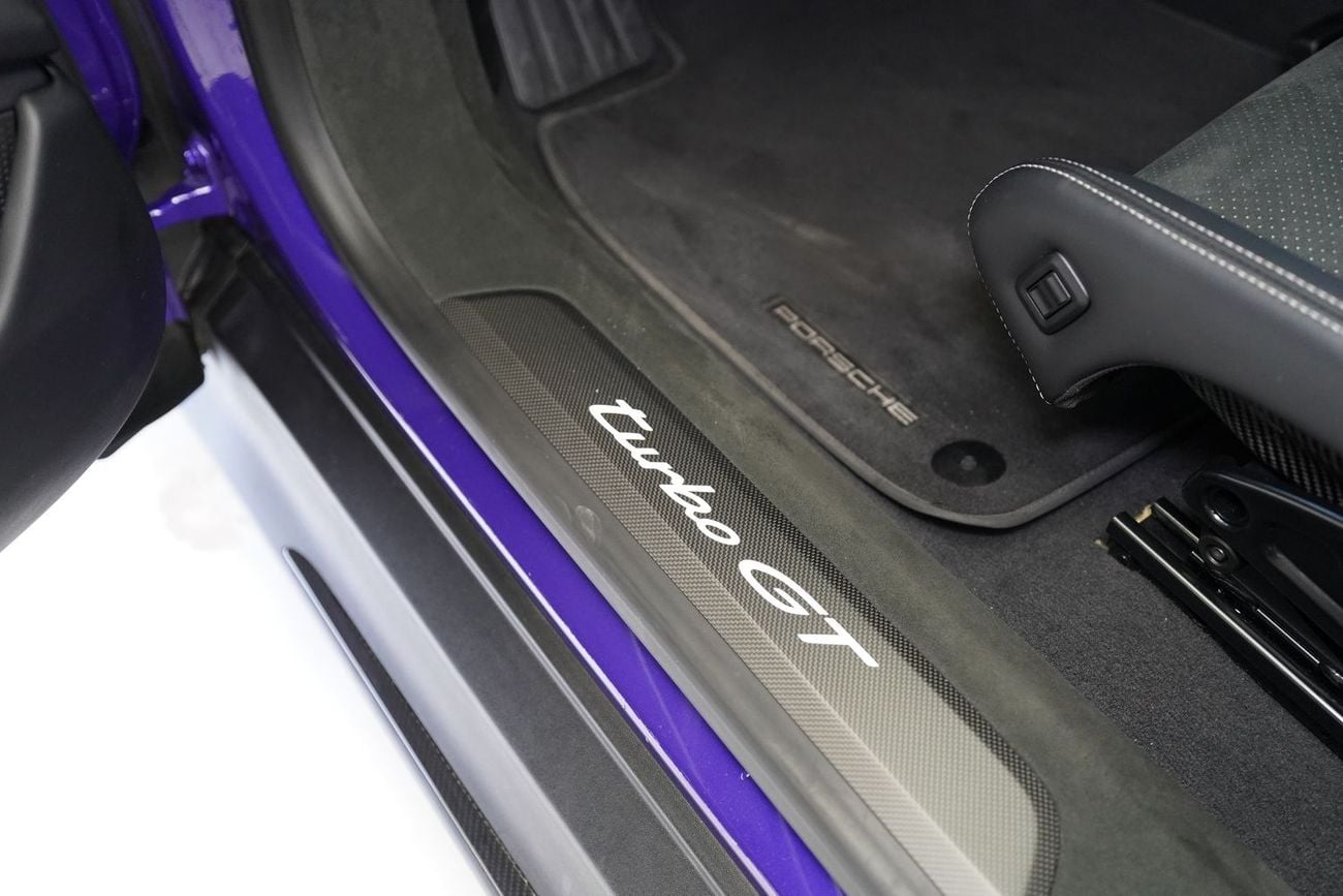 بورش تايكان