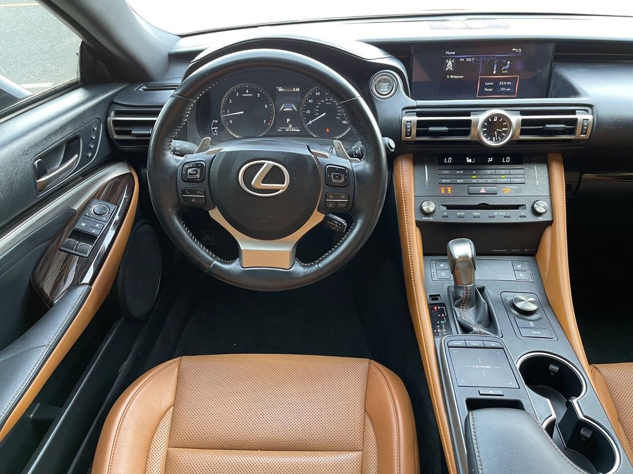 لكزس RC 350 F SPORT PLATINUM 3.5L V6 / SUNROOF / RADAR / REAR WHEEL DRIVE / BIG RIMS / COOLING AND HEATING SEATS