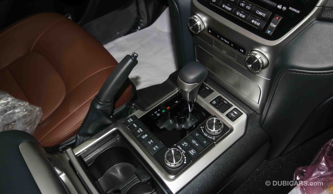 Toyota Land Cruiser VXS V8 5.7L Petrol Automatic full option