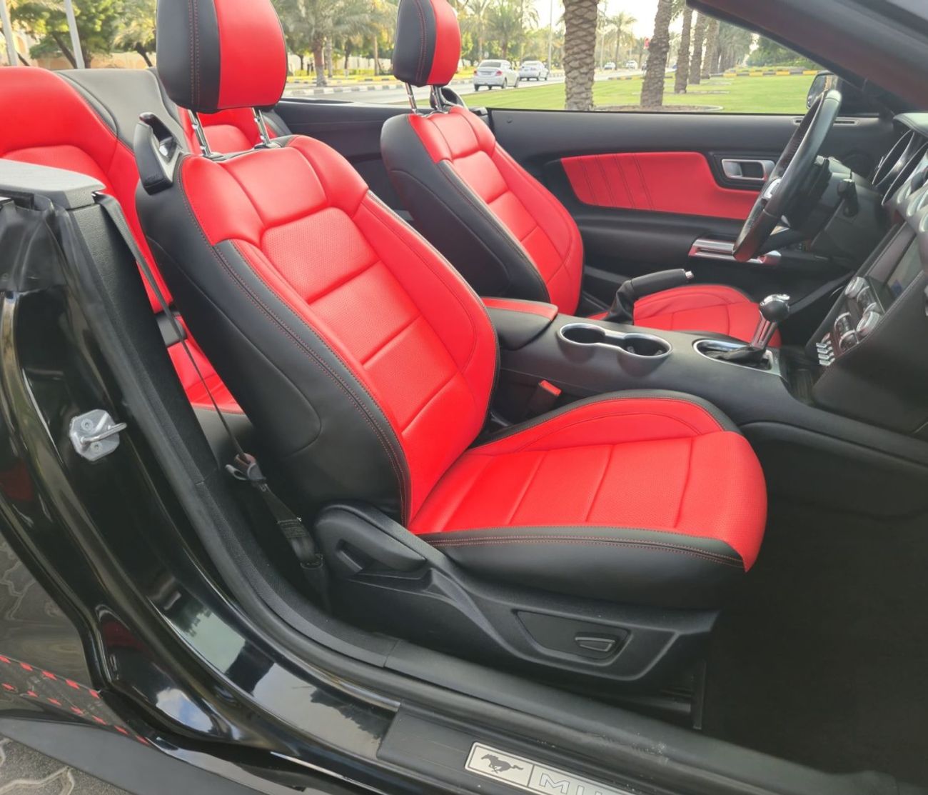 Ford Mustang 5.0L Fastback GT Premium