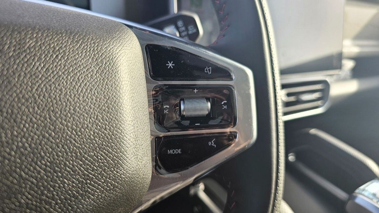 Jetour T2 2.0T CONQUER Pro 8AT 4WD 2025-2025 BLACK-BLACK (EXPORT PRICE)