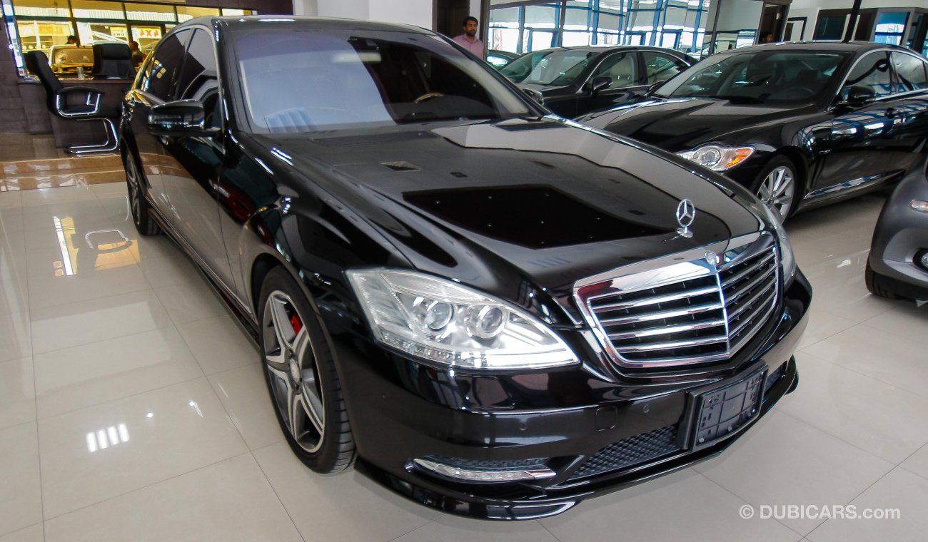 Mercedes-Benz S 500