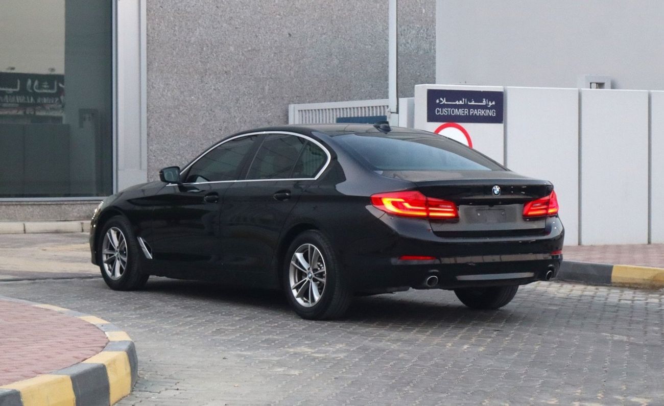 بي أم دبليو 520i Executive 1.6L