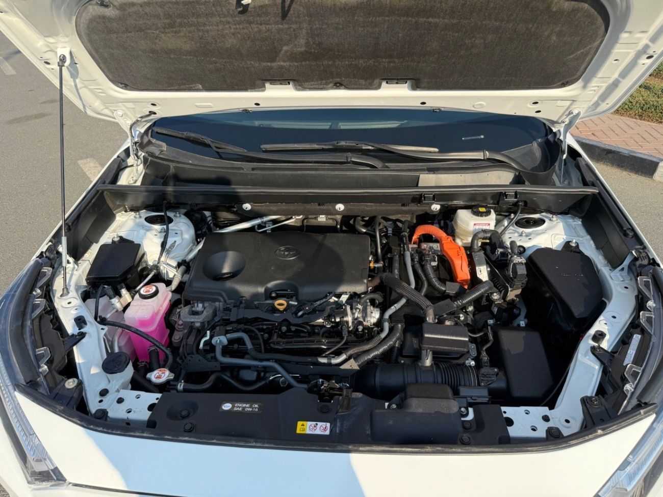 تويوتا راف ٤ VXR HEV 2.5L (219 HP) AWD