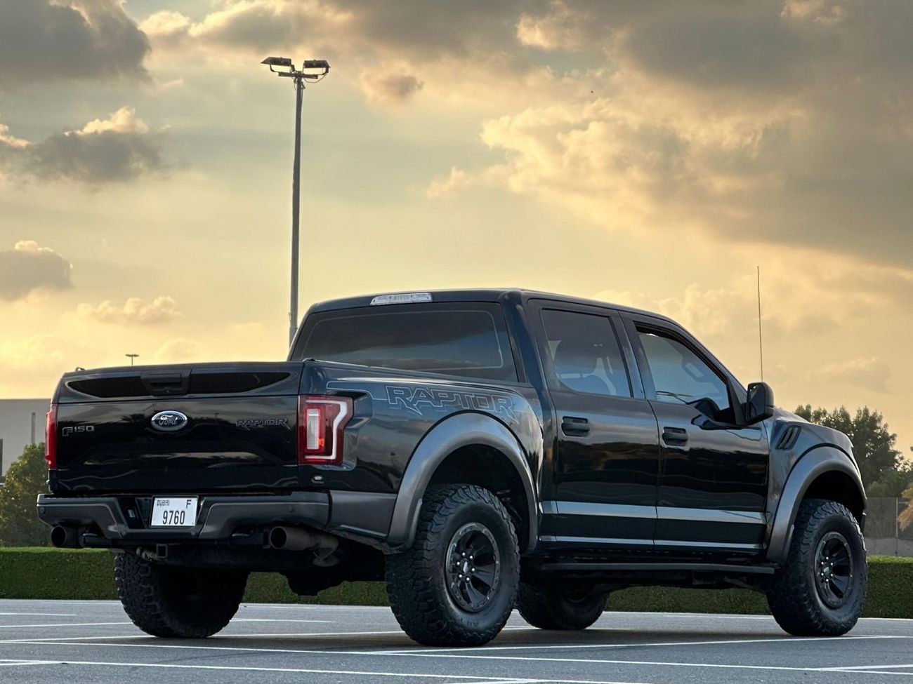 Used SVT Raptor FORD F-150 RAPTOR 2017 GCC // FSH // ORGINAL PAINT ...