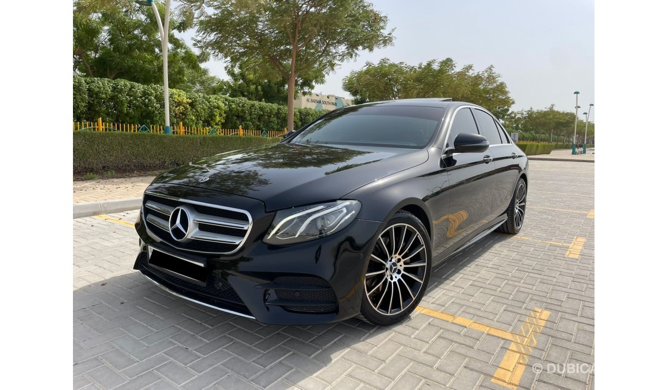 Mercedes-Benz E200 Coupe GCC Spec, V4