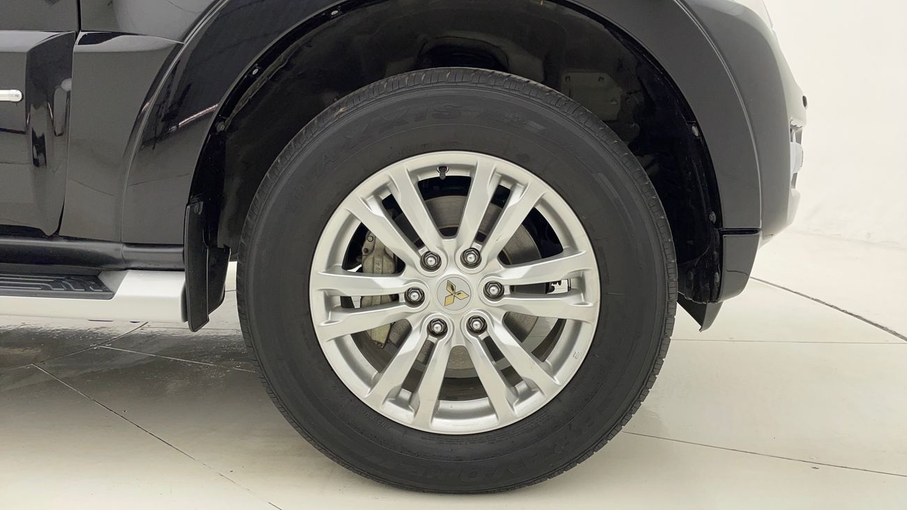 Mitsubishi Pajero GLS HIGHLINE 3.8 | Zero Down Payment | Free Home Test Drive