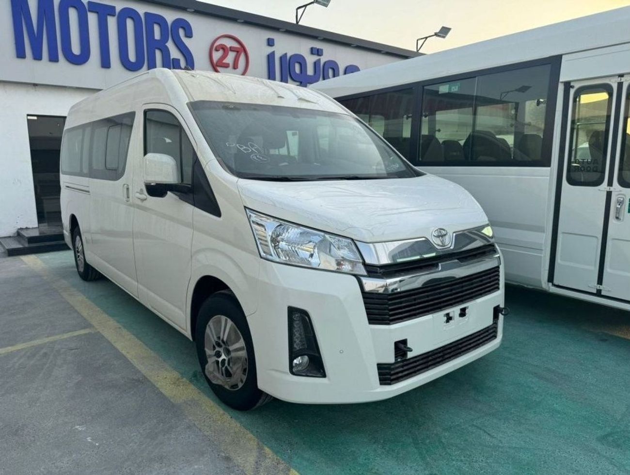 Toyota Hiace 2.8L DIESEL GL FULL OPTION M/T 2025