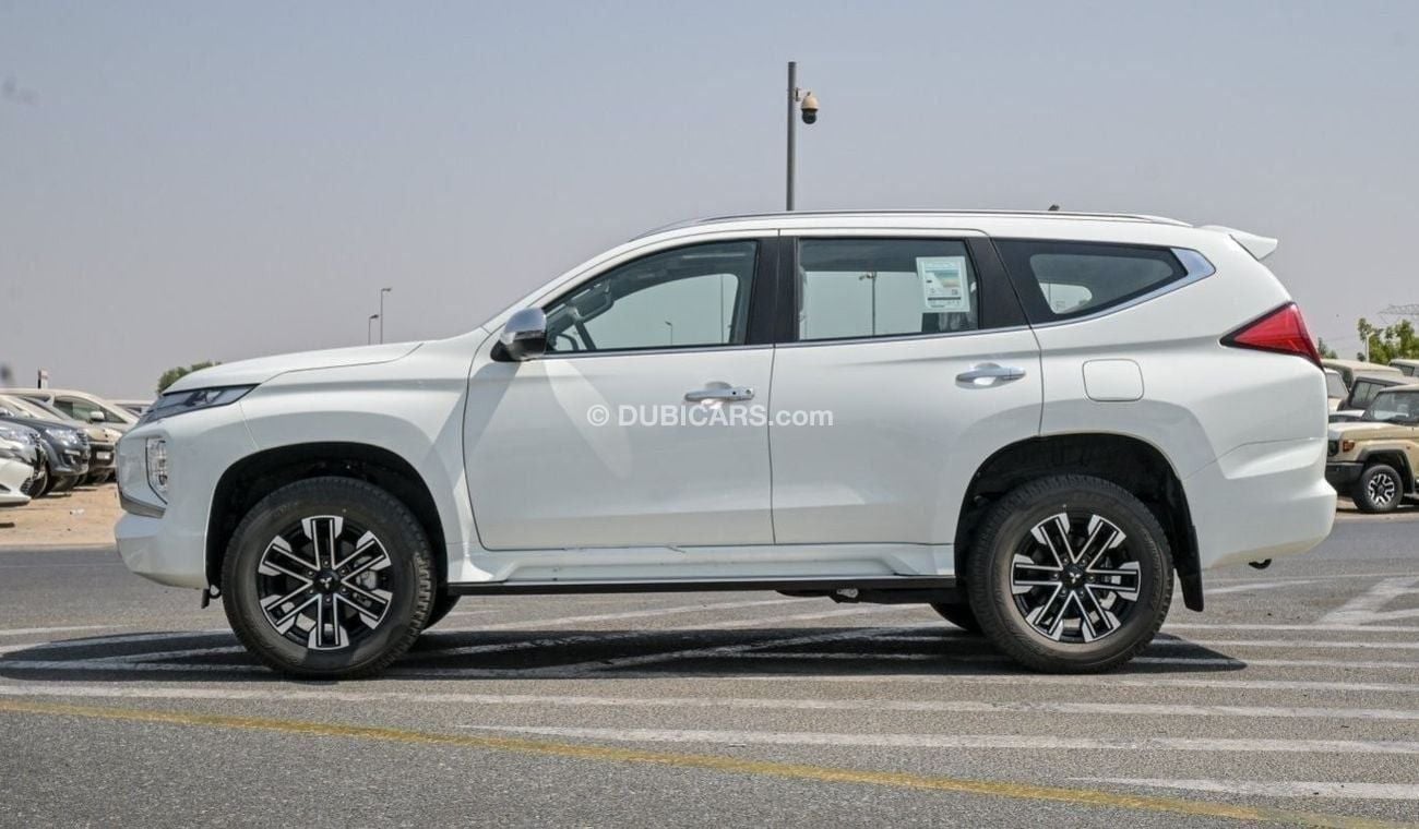 Mitsubishi Montero Sport Brand New Mitsubishi Montero Sport Export 3.0L A/T|4WD| Petrol |White/Black|MONTEROSPORT