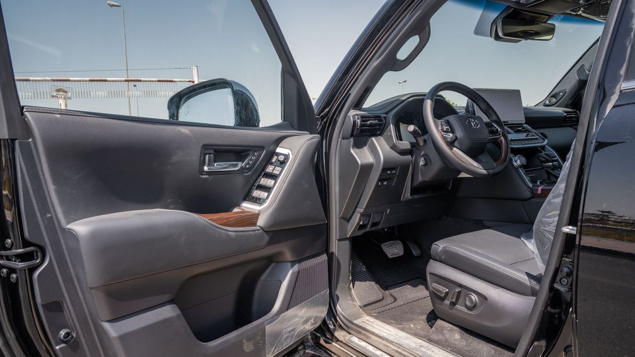 تويوتا لاند كروزر TOYOTA LANDCRUISER 3.5 VX HI HEV -2025YM