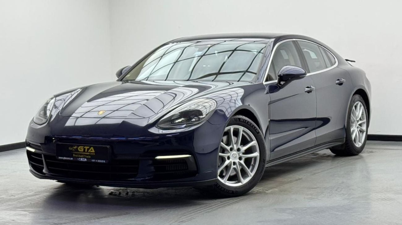 Porsche Panamera 2017 Porsche Panamera 4S, Full Service History, Sport Chrono Package, Excellent Condition, GCC