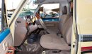 Toyota Land Cruiser Pick Up LX V6