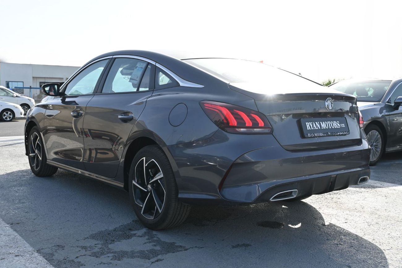 أم جي GT MG GT Luxury 1.5L Turbo Petrol, Fastback Seda, Model 2024, Color Grey