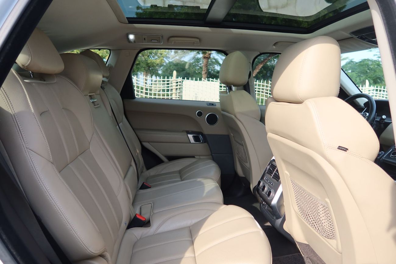 Land Rover Range Rover Sport SE 3.0L