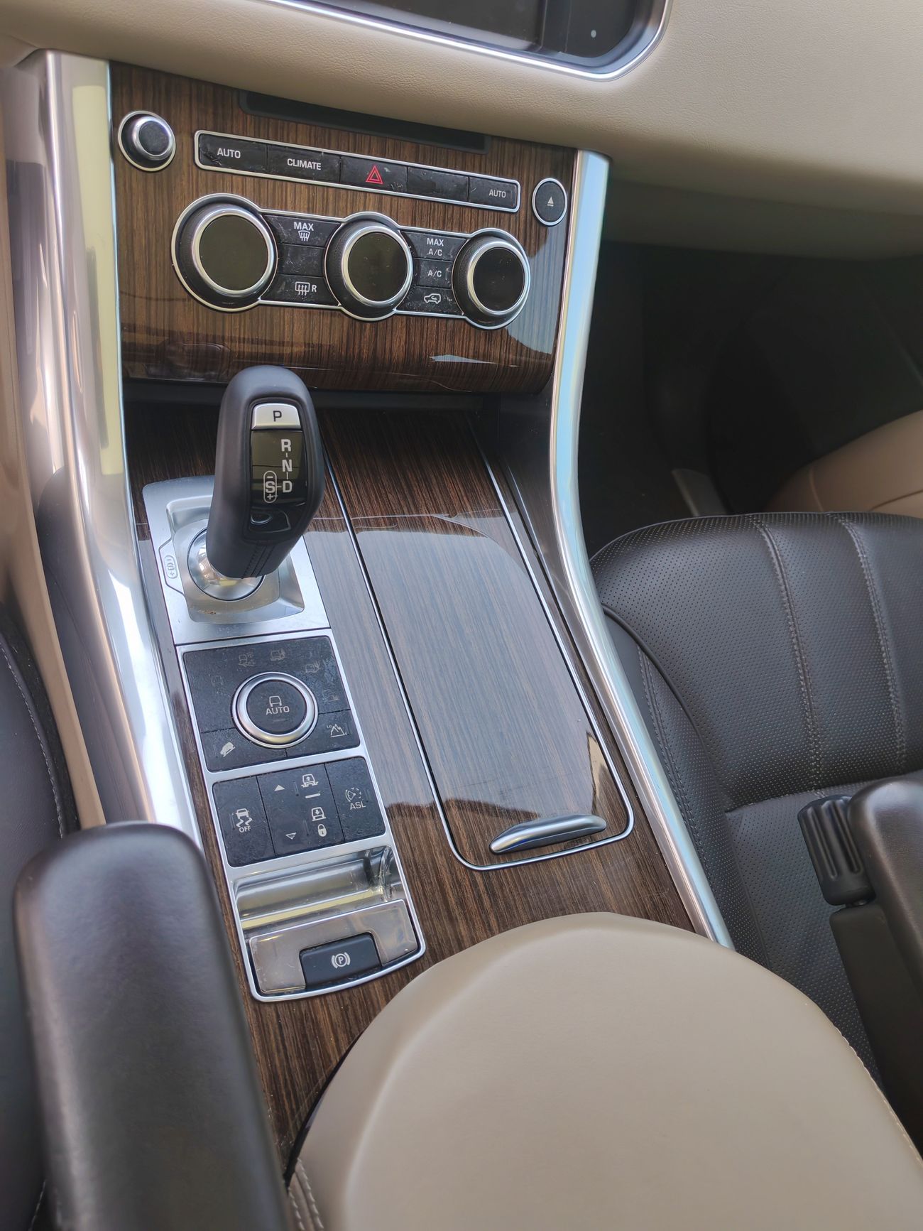 لاند روفر رينج روفر سبورت Supercharged 5.0L