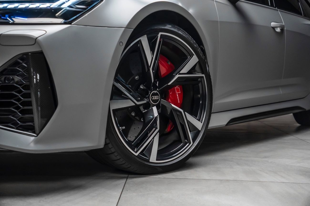 Audi RS6 quattro 4.0L