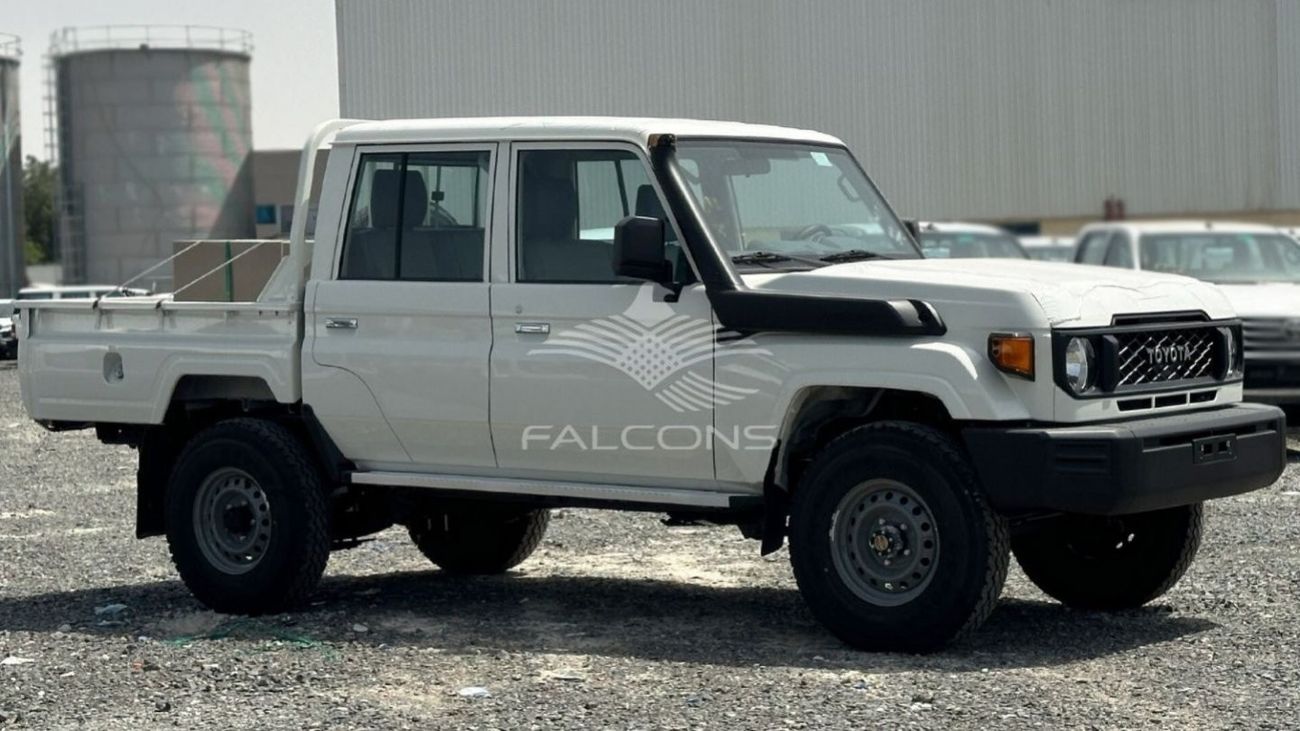 Toyota Land Cruiser Pick Up Toyota/LC79- DC 4.0L MT/ PETROL  4x4