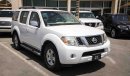 Nissan Pathfinder SE