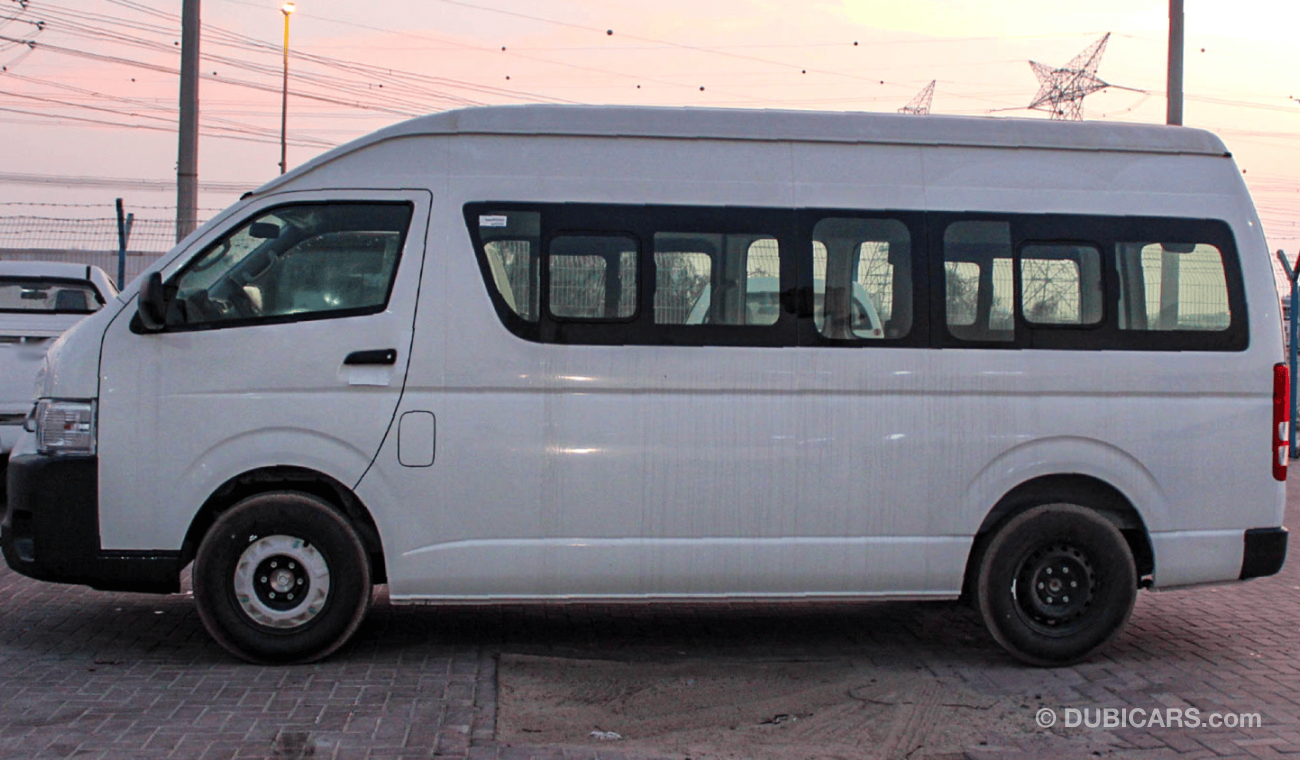 تويوتا هاياس DLS ستاندرد روف بانل فان 2.5L DLX WIDE AC VAN MT