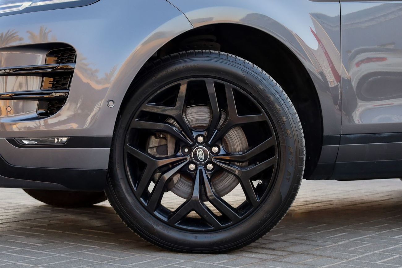 Land Rover Range Rover Evoque Range Rover Evoque P250 SE 2020 American Spec under Warranty with Flexible Down-Payment.