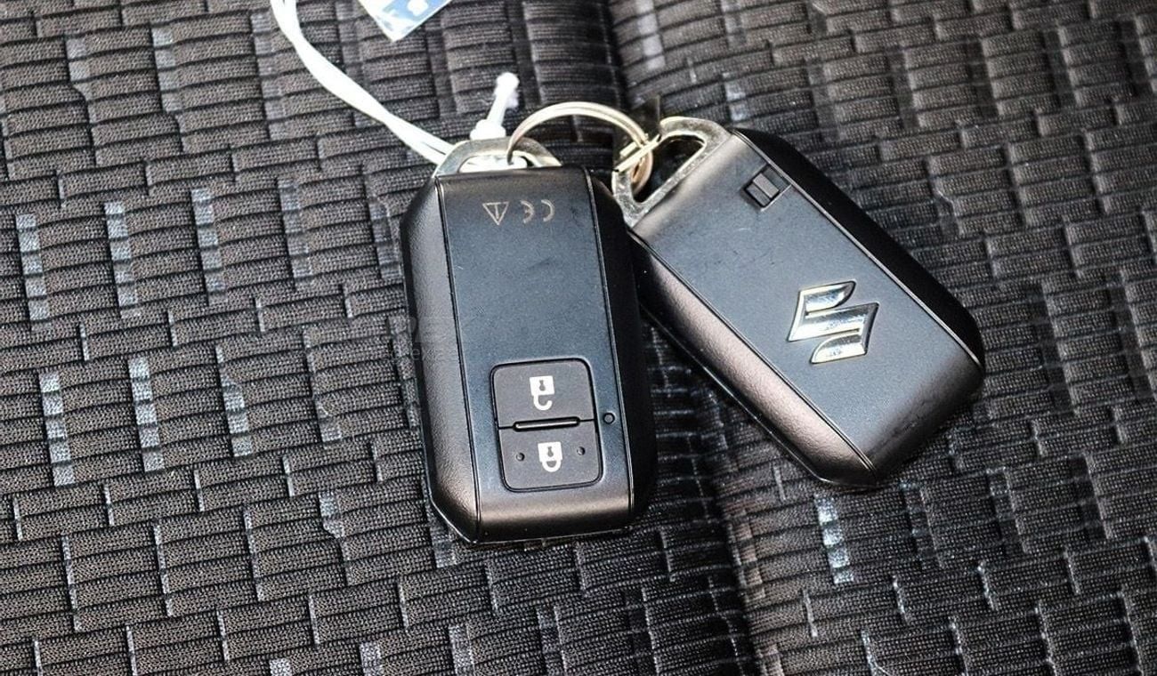 سوزوكي سويفت GL+