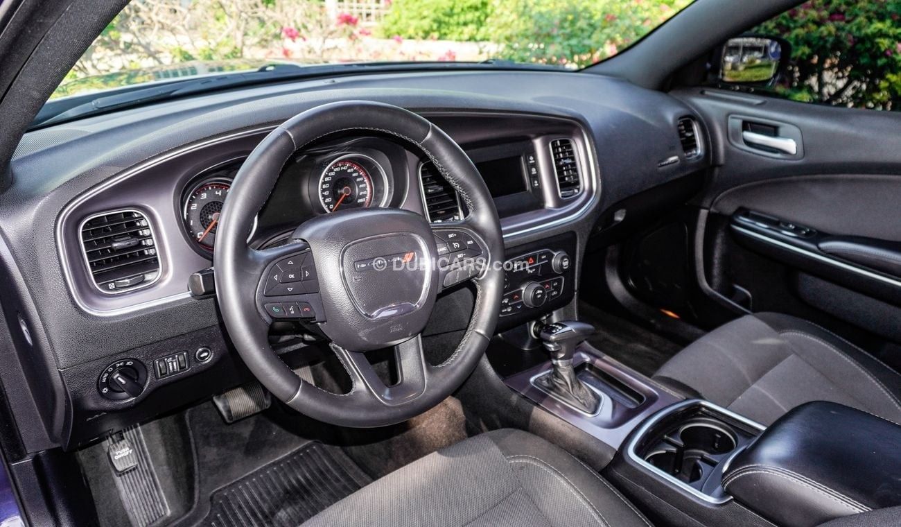 Dodge Charger 2016 V6 GCC SPECS FULL SERVICE HISTORY