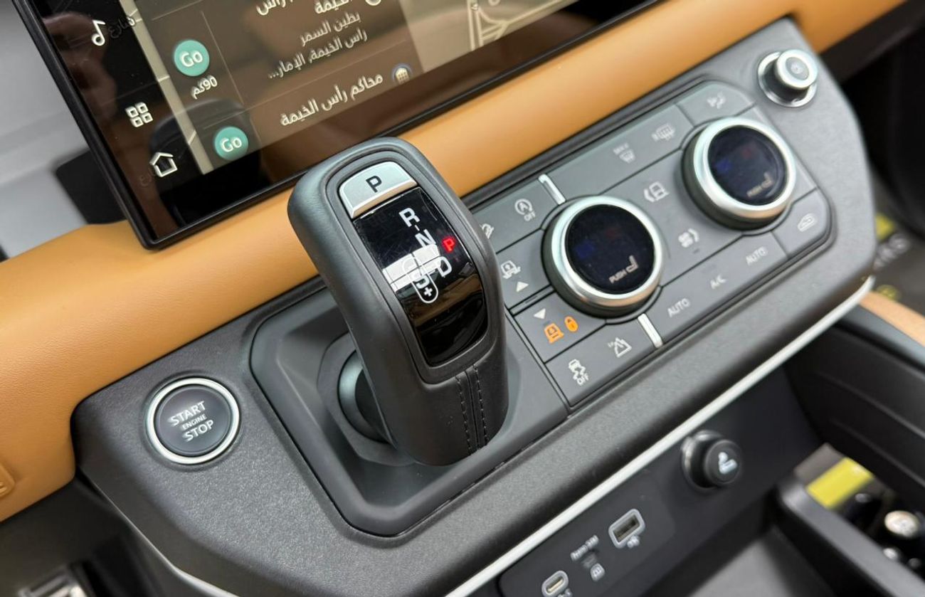 Land Rover Defender P400 110 HSE 3.0L (5 Seater) 2024 Land Rover Defender 110 HSE, 2029 LR Warranty, Full LR Service His