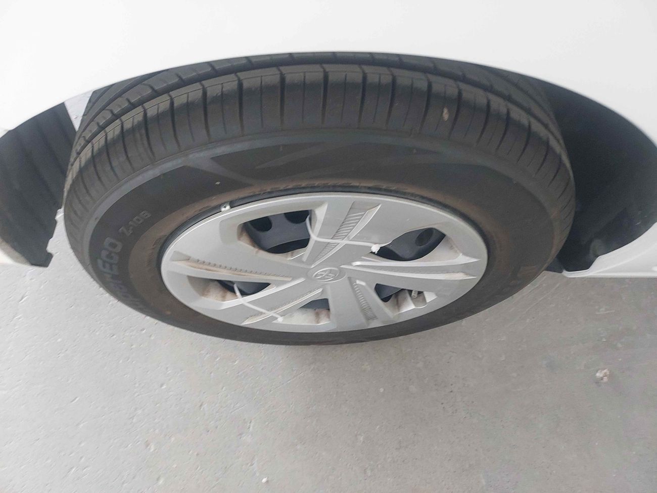 تويوتا يارس E 1.5 | بدون دفعة مقدمة | اختبار القيادة في المنزل