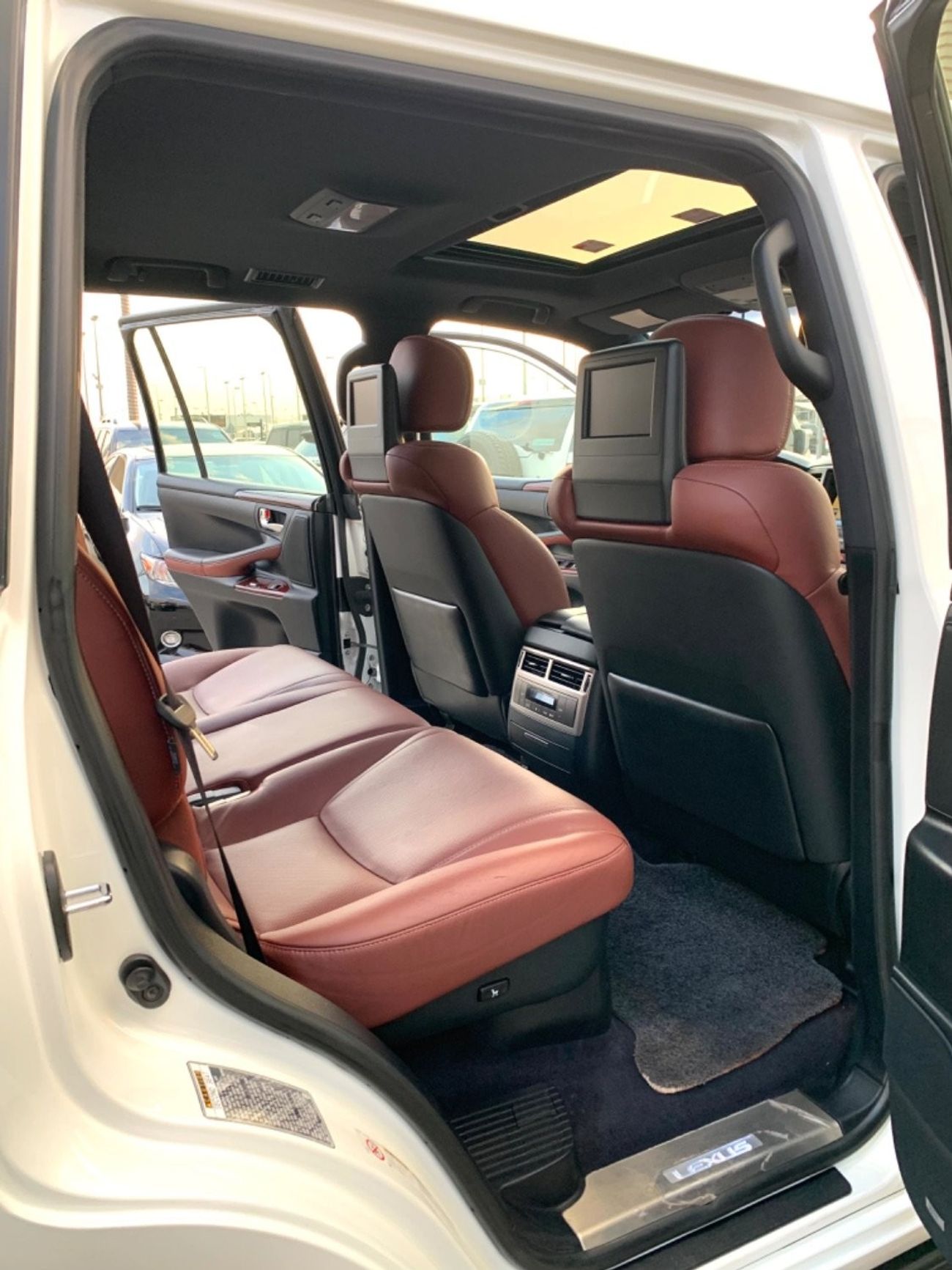 Lexus LX 570 Supercharged