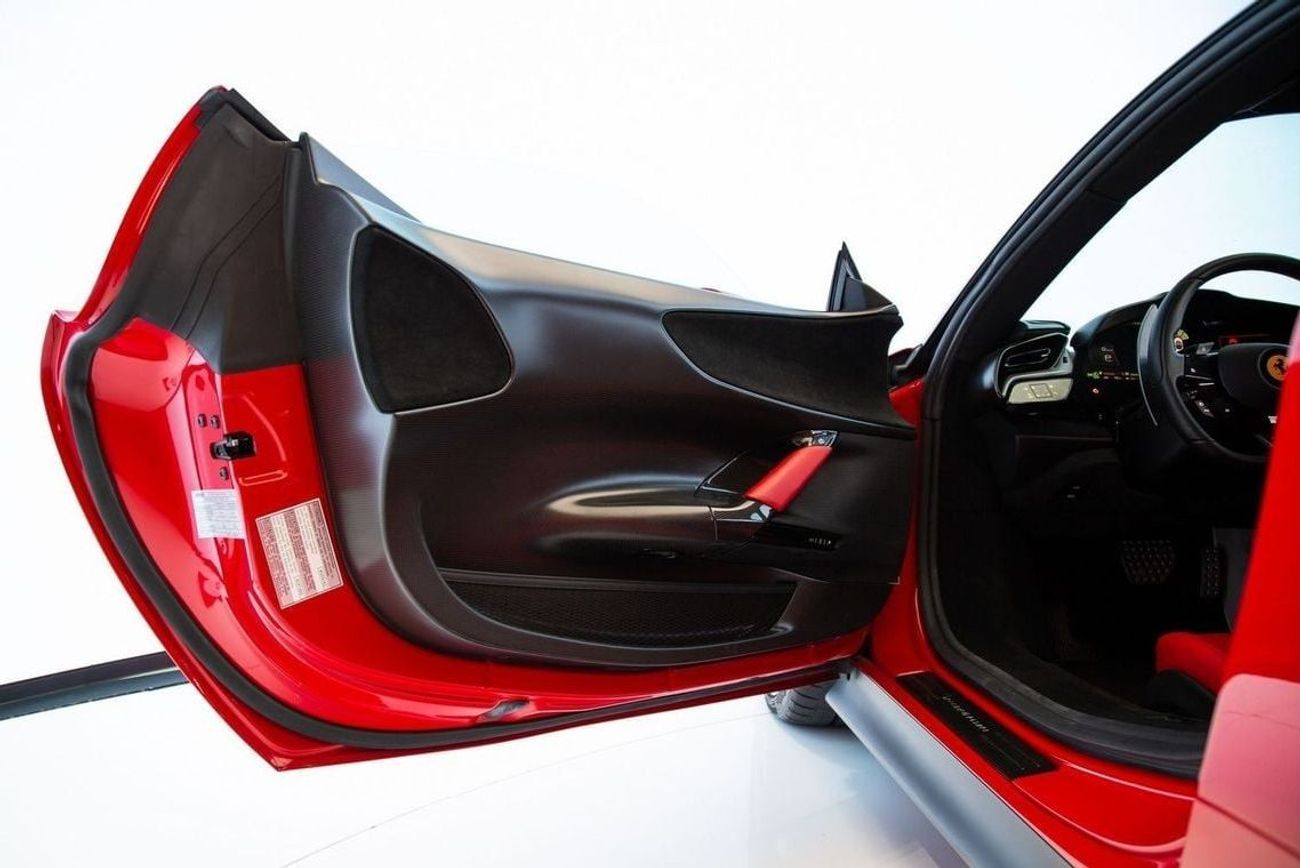 Ferrari SF90 Stradale assetto fiorano