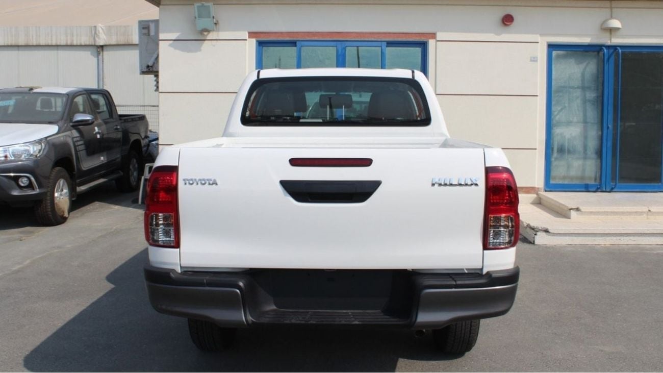 Toyota Hilux 2022 Toyota Hilux Double-Cab 2.7L 4-Cyl Petrol M/T 4x2 (RWD) Only For Export
