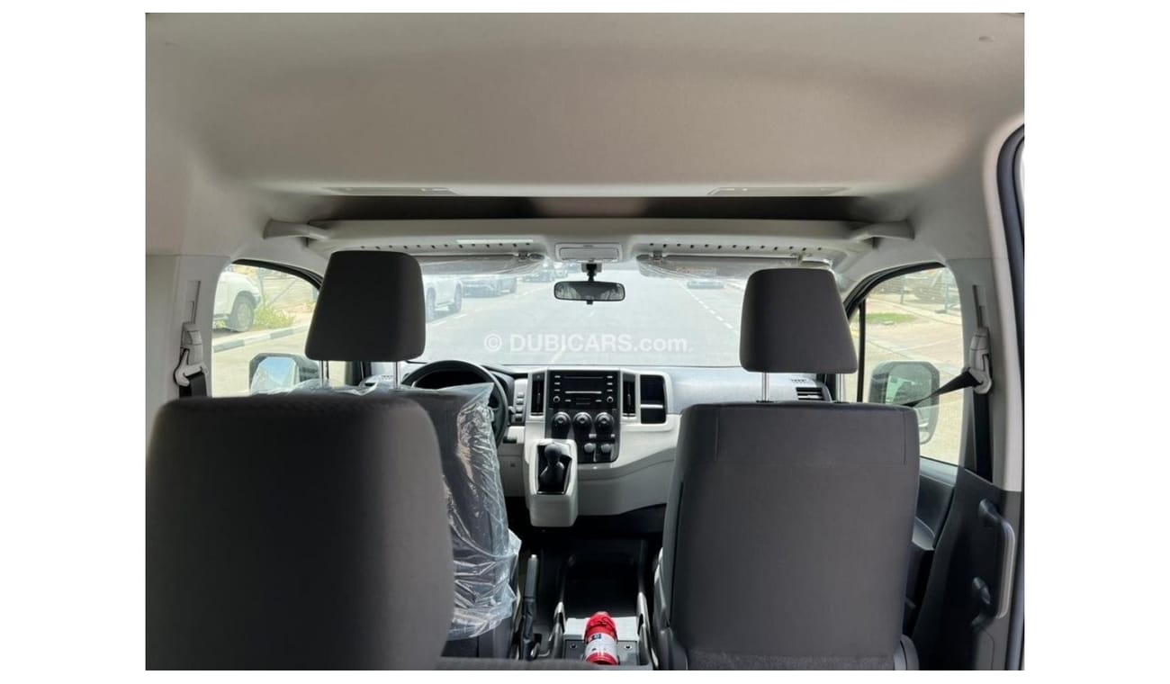 Toyota Hiace 3.5L PETROL DX 13 SEATER MANUAL TRANSMISSION