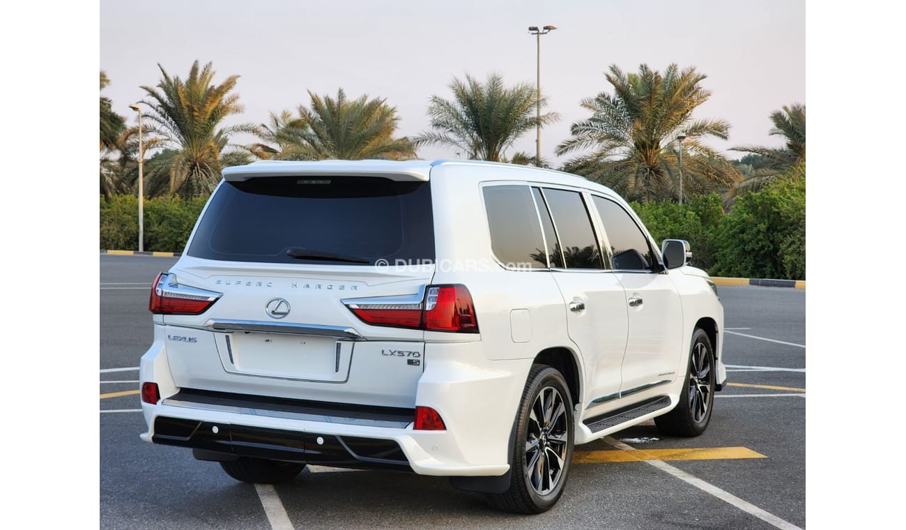Lexus LX 570 facelifted