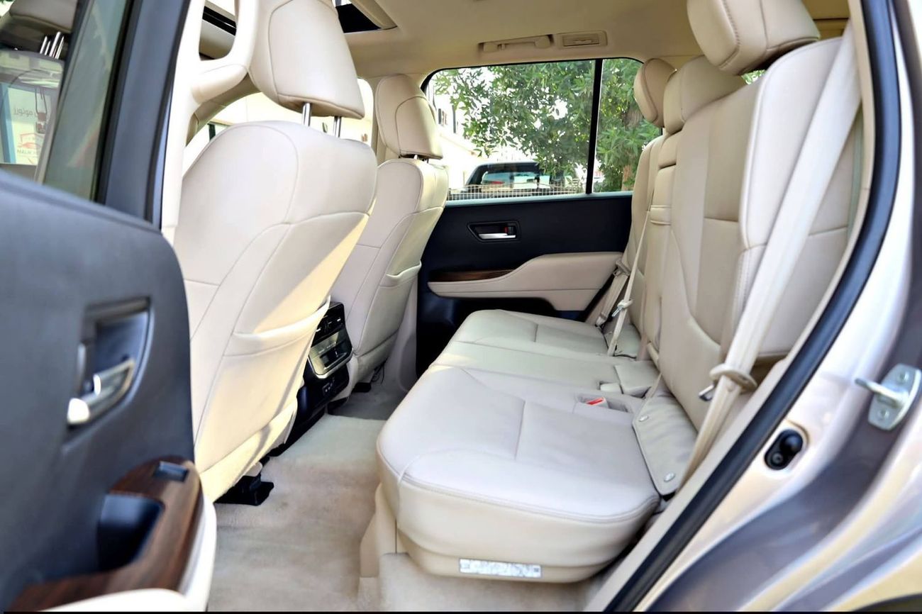 Toyota Land Cruiser GXR 4.0L LHD-4WD-PETROL-AUTOMATIC-6 CYLINDER-7 SEATS-5DOORS