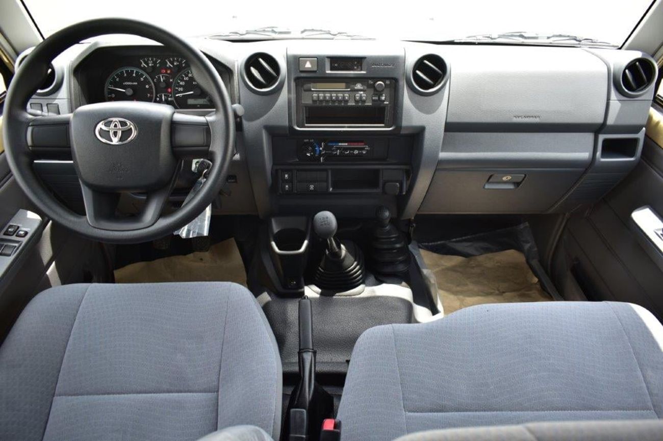 تويوتا لاند كروزر 70 2025 MODEL TOYOTA LAND CRUISER 78 HARDTOP V6 4.0L 4WD 9-SEATER AUTOMATIC
