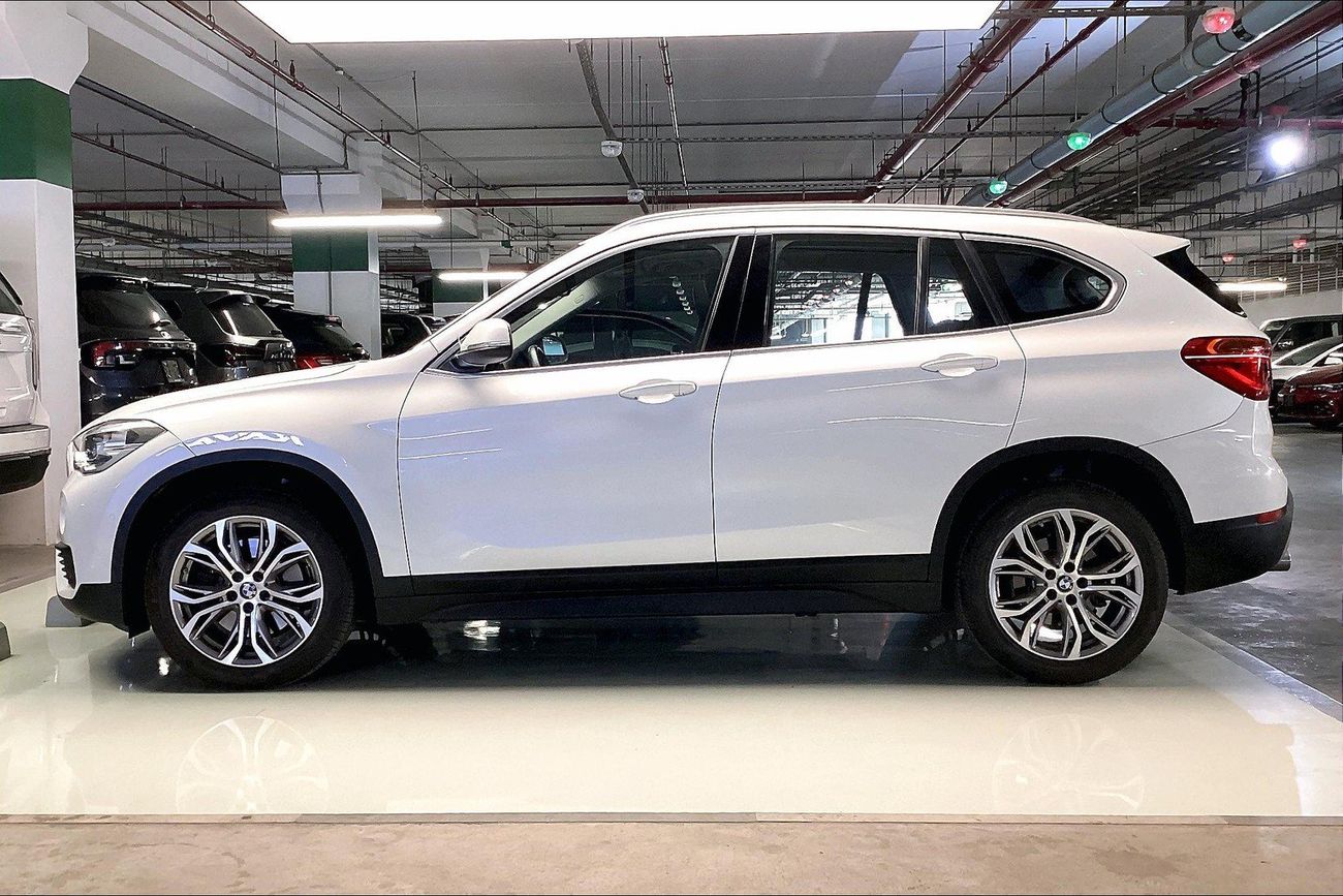 بي أم دبليو X1 sDrive 20i Sport Line | شامل الضمان | 0 ﺪﻔﻋﺓ ﺃﻮﻟﻯ