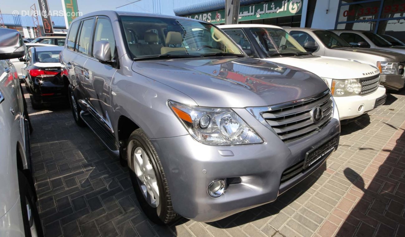 Lexus LX570