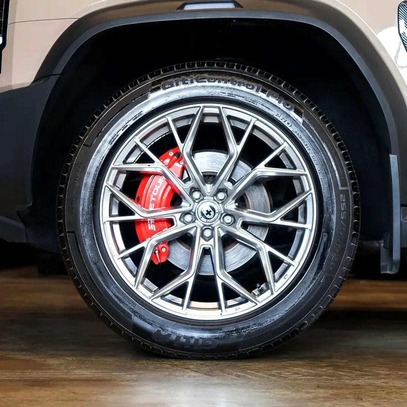 Jetour T2 Luxury 2,299 pm • 0% Downpayment • • Elite Warranty