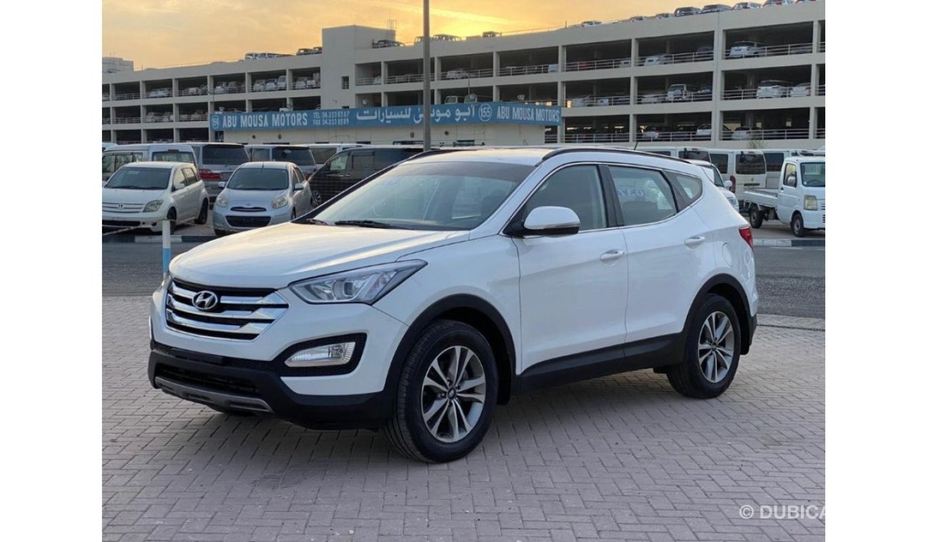 Hyundai Santa Fe GRAND 7 SEATER AND ECO 2.4L V4 2015 GCC SPECIFICATION