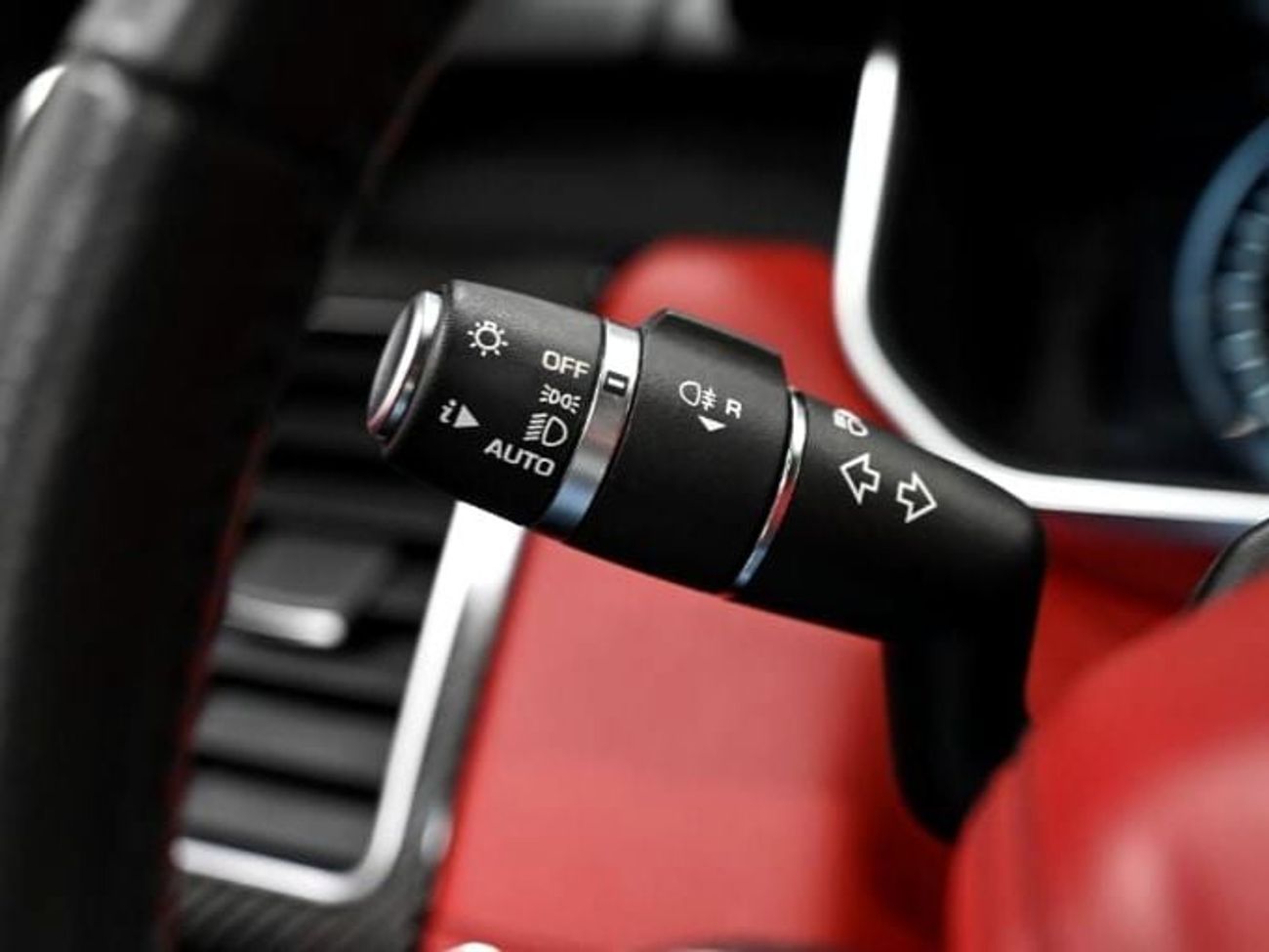 Land Rover Range Rover Sport SVR 5.0L (575 HP) 4WD