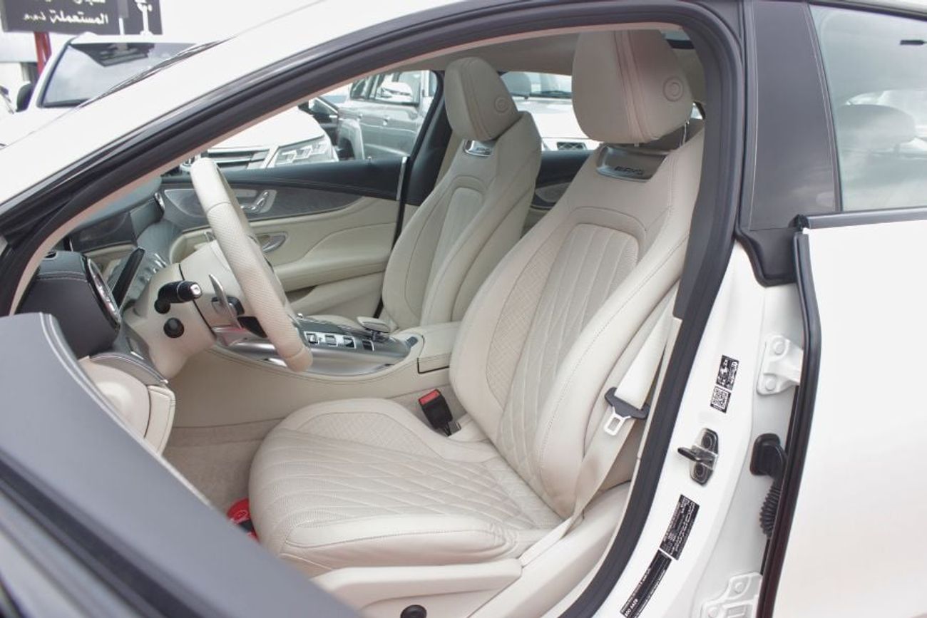 مرسيدس بنز ايه ام جي جي تي 53 GCC