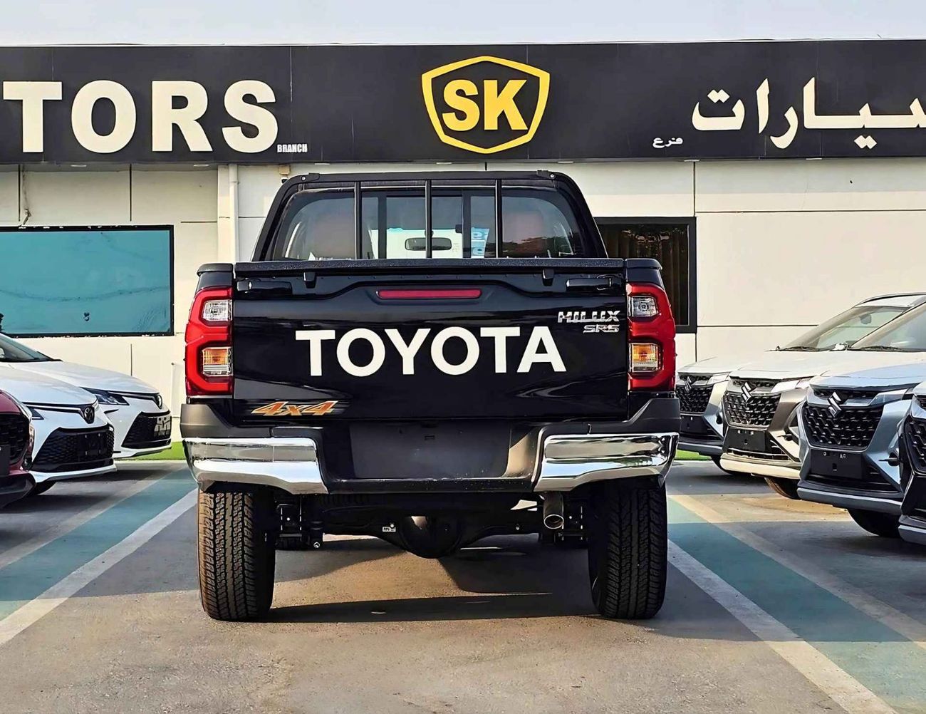 Toyota Hilux SR5 WIDE BODY/ CHROME BUMPERS/ DOUBLE CABIN/ FULL OPTION /PETROL AT 2.7L V4 4WD/CODE#HPAAWY