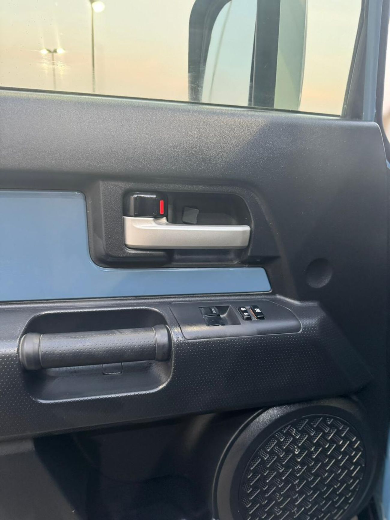 تويوتا إف جي كروزر Toyota FJ Cruiser V6 FULL OPTION MY2023 GCC