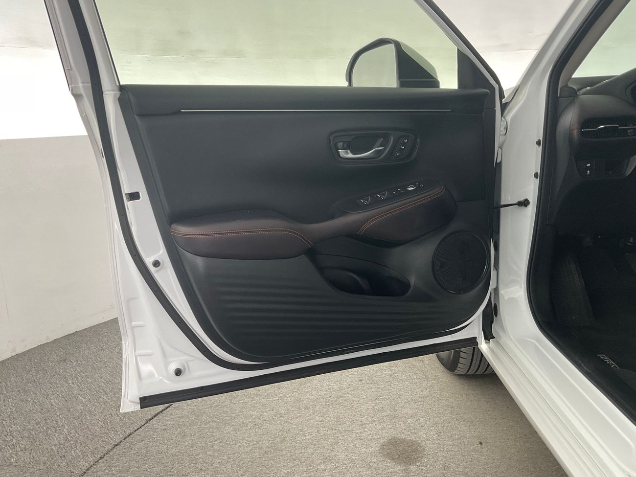 Honda ZRV EX | Guaranteed Warranty | 0 Down Payment